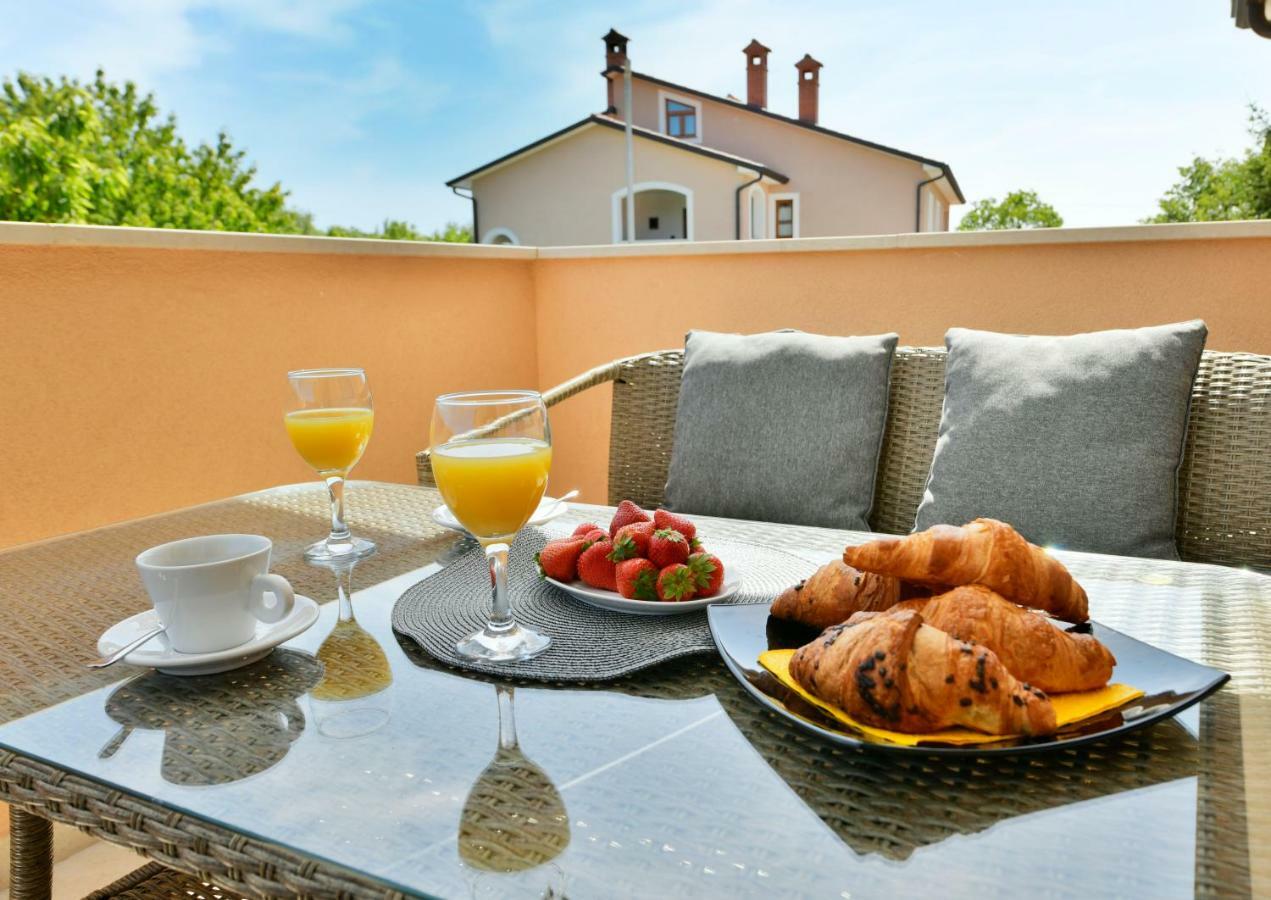 Villa Aromatica Vižinada Kültér fotó